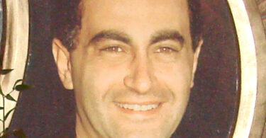 112407 Harrods DiannaDodiMemorial2 28cropped29 28Fayed29