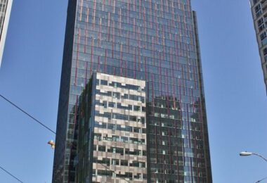 960px Amazon Tower I topped out2C June 2015