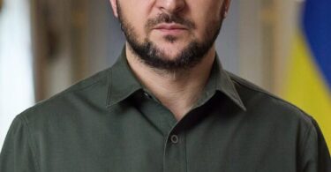 960px Volodymyr Zelensky 2022 official portrait 28cropped29
