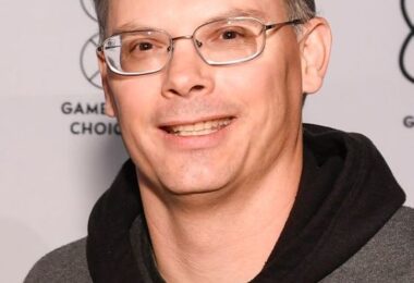 Tim Sweeney2C GDCA 2017 28portrait crop29